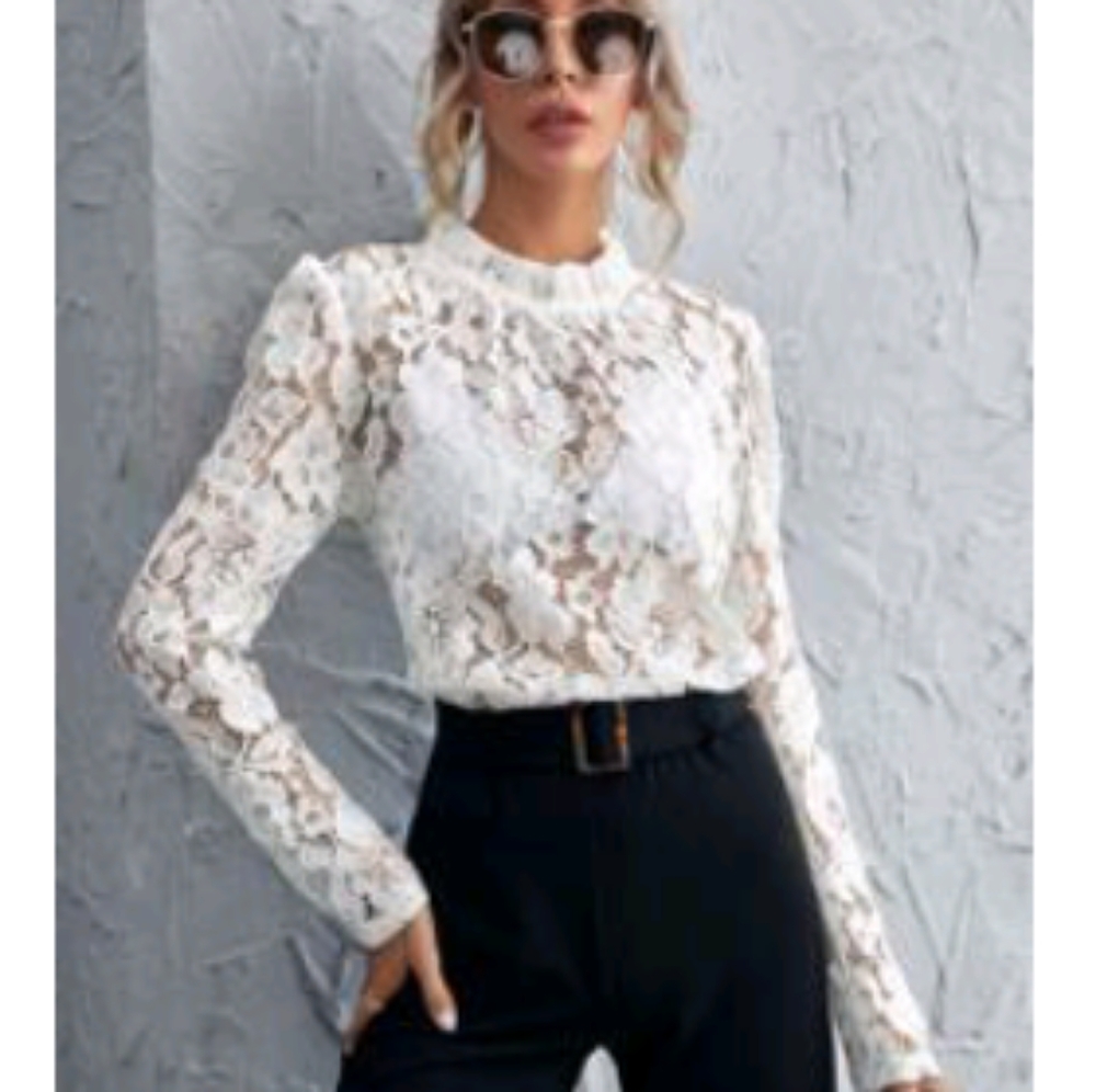 High neck ruched lace top without bra